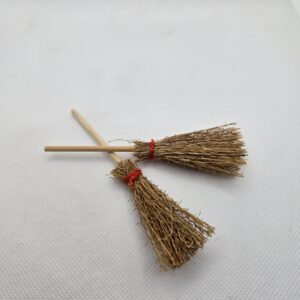 Set "2 balais en paille"