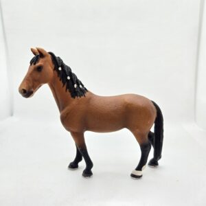 Jument Trakehner 13757 - Schleich