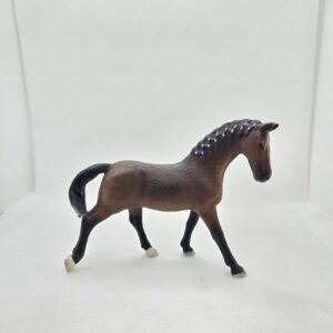 Jument Trakehner exclusive 42568 - Schleich