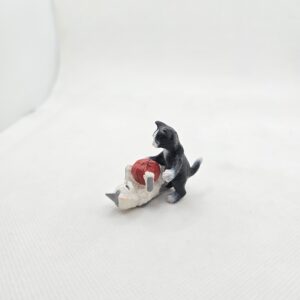 Chatons jouant avec une pelote de laine 13724 - Schleich