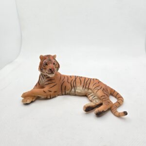 Tigresse couchée 50156 - Papo