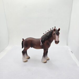 Hongre Clydesdale 13808 - Schleich