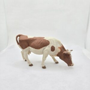 Vache Simmental broutant 51147 - Papo