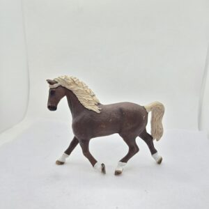 Jument Holstein exclusif 42438 - Schleich