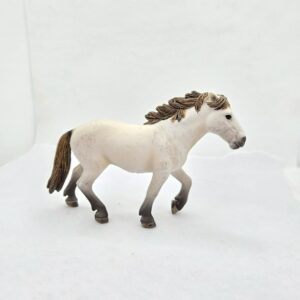 Jument Camargue 13711 - Schleich