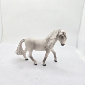 Jument Islandaise 13942 - Schleich