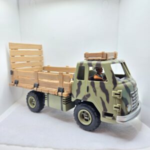 Camion safari, avec conducteur 42004 - Schleich